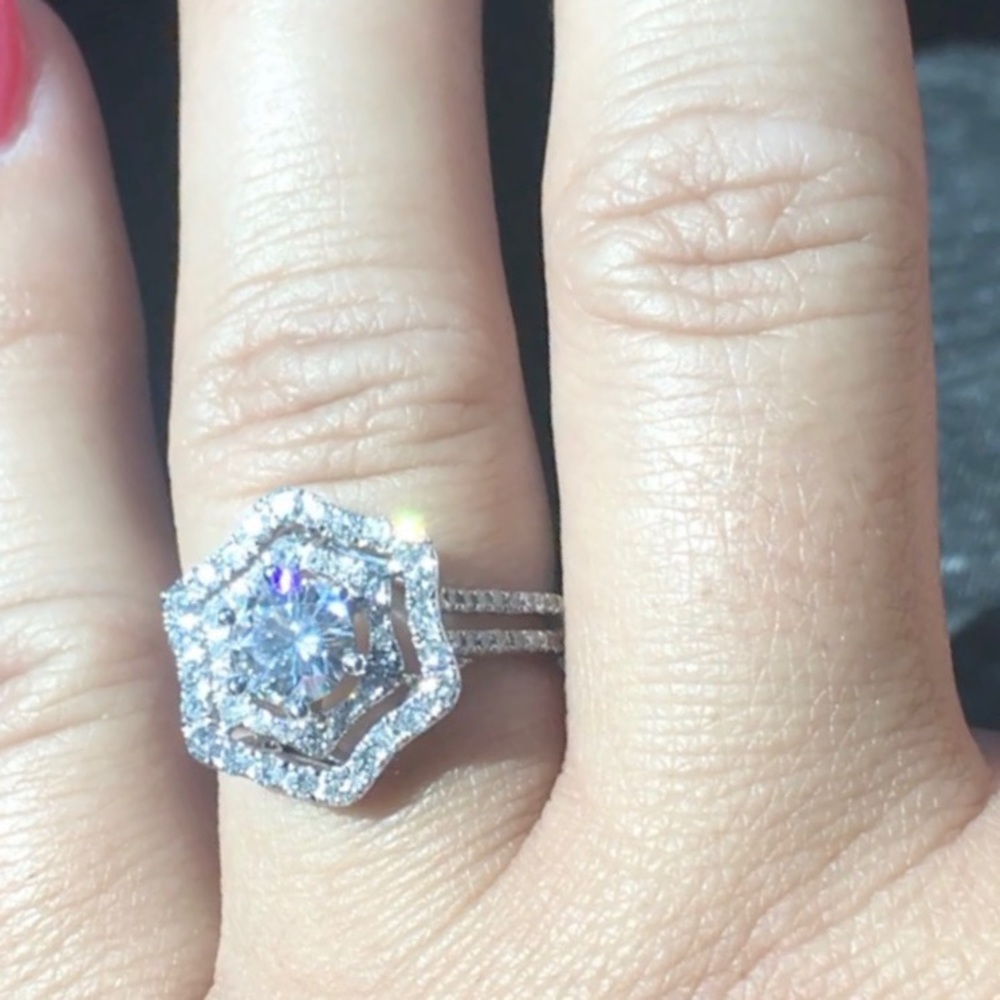 BRILLIANT 18k White Gold Diamond Ring